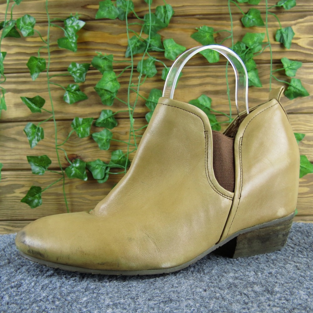 Naya Felix Women's Size 10 Tan Leather Ankle Boots Low Wedge Heel Slip‎ On